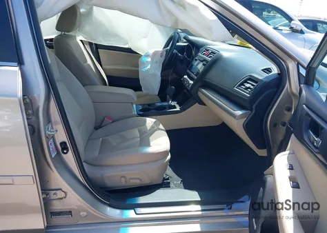 2015 Subaru Legacy 2.5I Limited z USA, uszkodzony, nr VIN 4S3BNBN6XF3034456